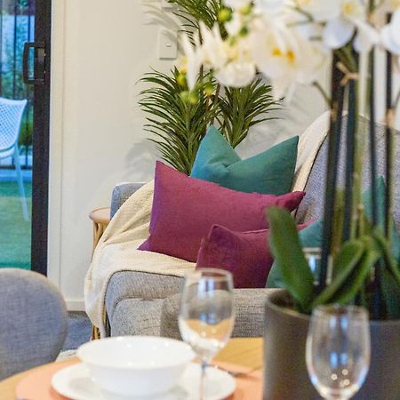 Urban Elegance - 2 Bed, 2 Bath In The Cbd Διαμέρισμα Κράισττσερτς Εξωτερικό φωτογραφία