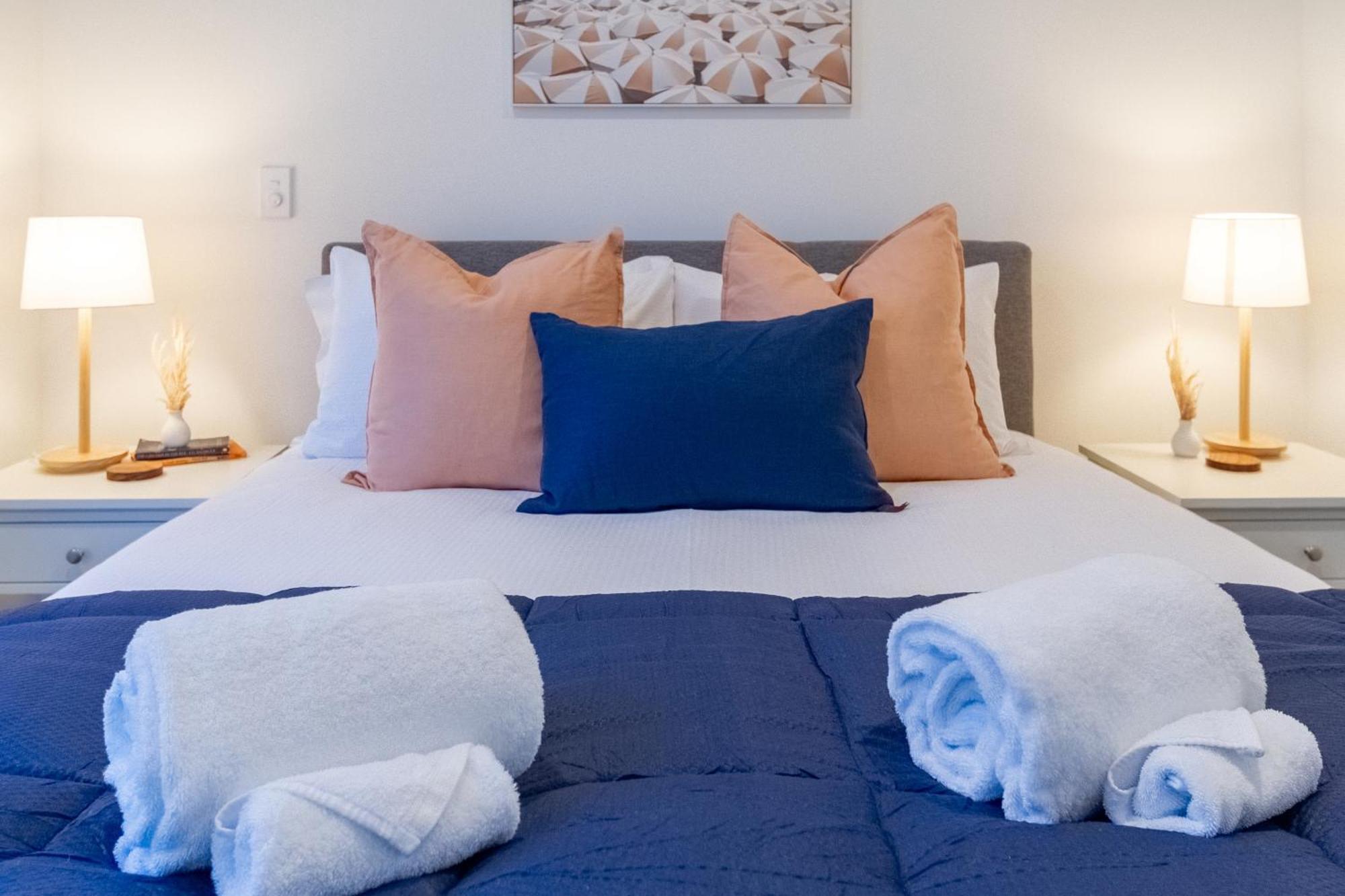 Urban Elegance - 2 Bed, 2 Bath In The Cbd Διαμέρισμα Κράισττσερτς Εξωτερικό φωτογραφία
